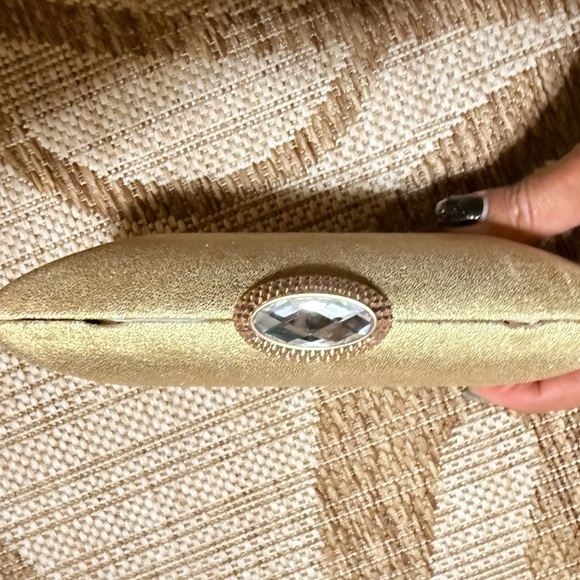 Elegant Gold Clutch - Picture 2 of 5